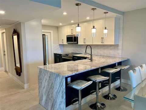 3051 N Course Dr, Pompano Beach, FL 33069