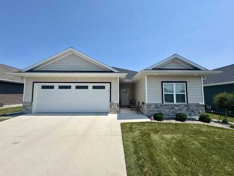 1909 CREEKWOOD Court, MANITOWOC, WI 54220