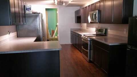 109 N Ogden St., Sturgeon, MO 65284