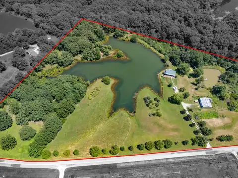 9316 Highway AA, Higbee, MO 65270