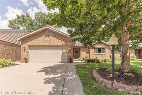 285 Ash Court, South Lyon, MI 48178