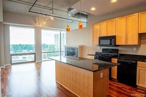350 N Main Street, Royal Oak, MI 48067