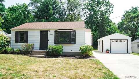 3762 Miramar Avenue NE, Grand Rapids, MI 49525