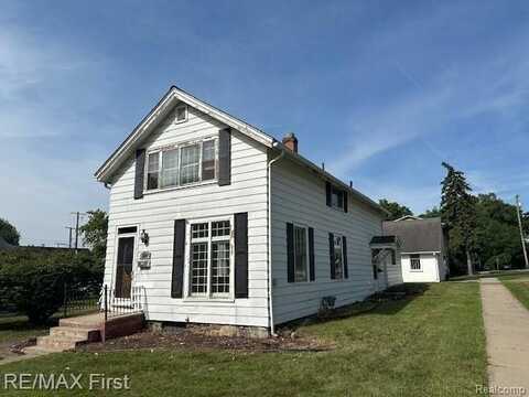 147 N Broadway Street, Lake Orion, MI 48362