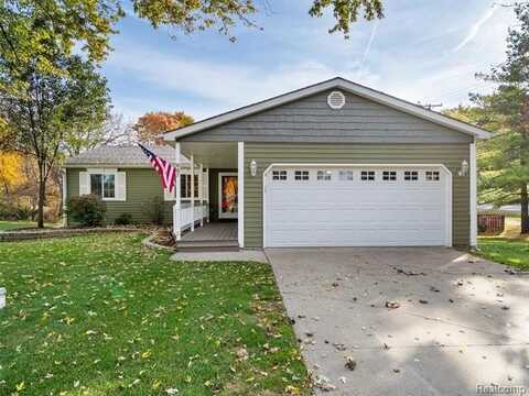 987 FAIRLEDGE Street, Lake Orion, MI 48362