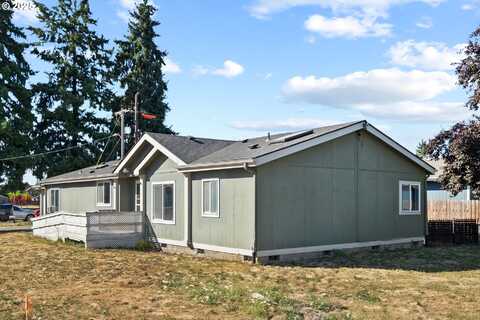 120 1ST ST, Gervais, OR 97026