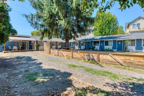 1112 E MAIN ST, Hillsboro, OR 97123