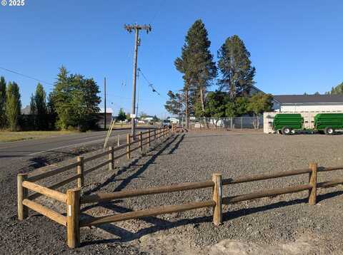 7495 Perrydale RD, Amity, OR 97101
