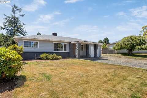 2690 GARDENS AVE, Reedsport, OR 97467