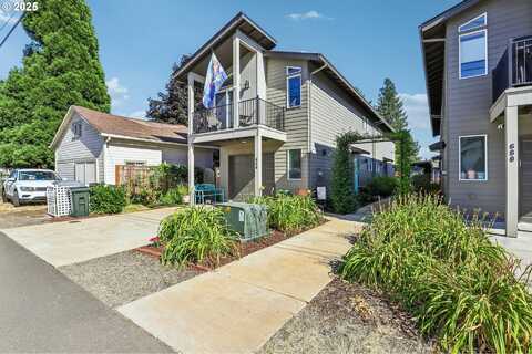 668 NW 3RD AVE, Canby, OR 97013