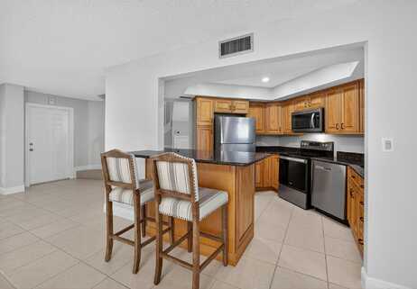 246 Seabreeze Circle, Jupiter, FL 33477