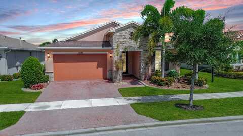 10211 SW Fernwood Avenue, Port Saint Lucie, FL 34987