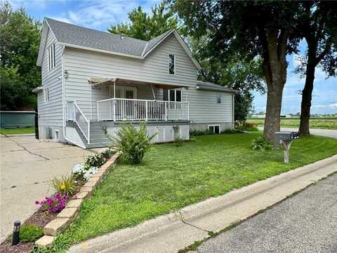 2224 Circle Drive, Worthington, MN 56187