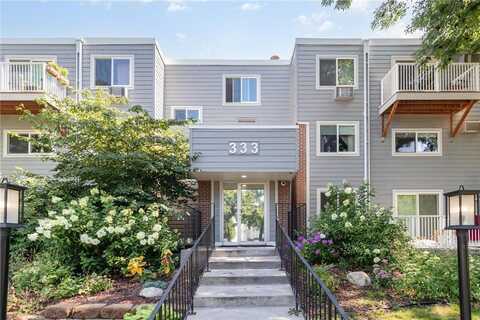 333 8th Street SE, Minneapolis, MN 55414