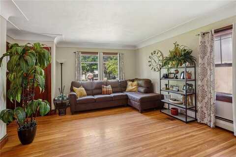 116 3rd Avenue SE, Osseo, MN 55369