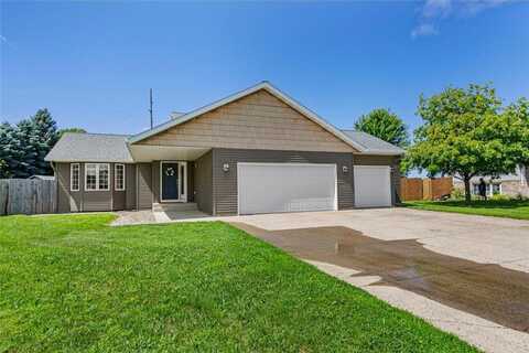27 La Mar Court, North Mankato, MN 56003