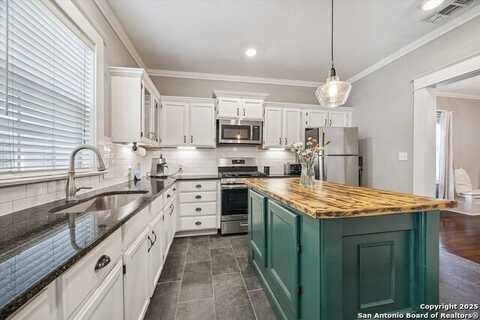 240 Belmont, San Antonio, TX 78202