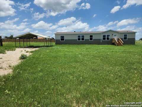 4214 Woodrow Center, Kingsbury, TX 78638