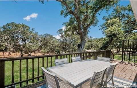 1665 SPARKMAN, Boerne, TX 78006