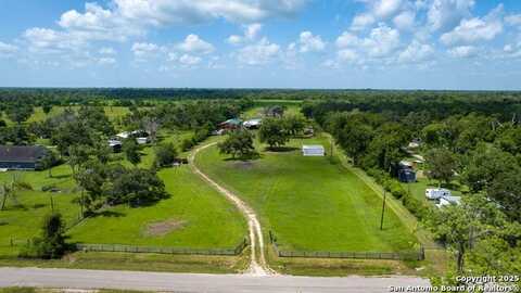 4799 County Road 652, Brazoria, TX 77422