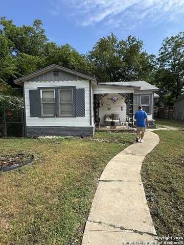 315 Hoover, San Antonio, TX 78225