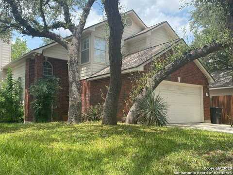 7 Pembroke Ln, San Antonio, TX 78240
