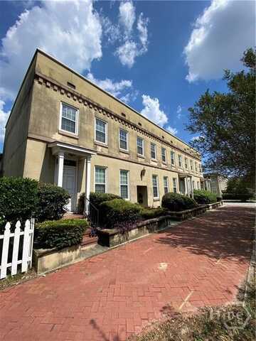 410 E Hall Street, Savannah, GA 31401