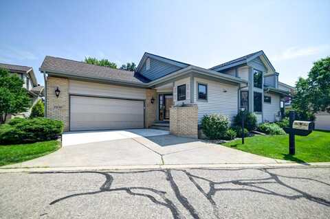 1030 Rooster Run, Middleton, WI 53562