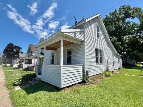 495 S Church Street, Richland Center, WI 53581