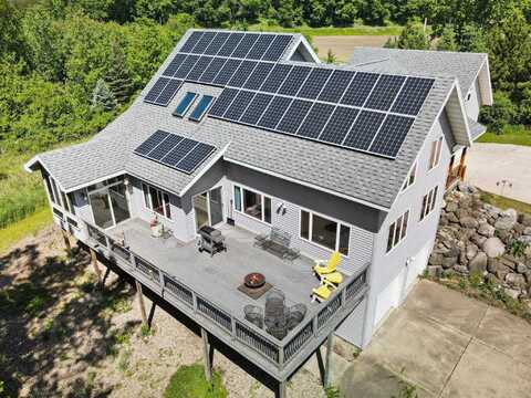 2215 W Ridge Road, Cottage Grove, WI 53527