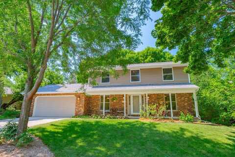 21 E Newhaven Circle, Madison, WI 53717