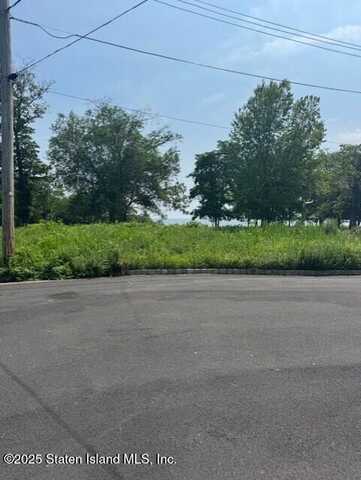 45 Joanne Court, Staten Island, NY 10312