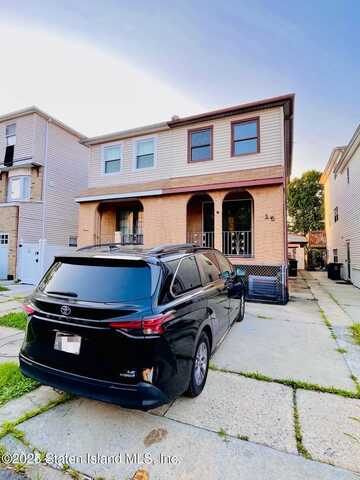15 Lisa Lane, Staten Island, NY 10312