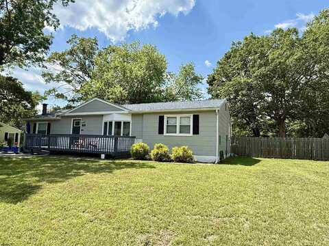 5 Carson Ave, Egg Harbor Township, NJ 08234