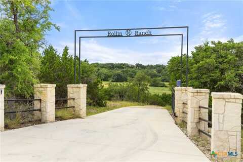 270 Rollin N Ranch Road, Blanco, TX 78606