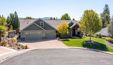 119 NW Caddis Place, Grants Pass, OR 97527