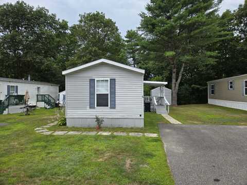 36 WOODSIDE DRIVE, Lisbon, ME 04250
