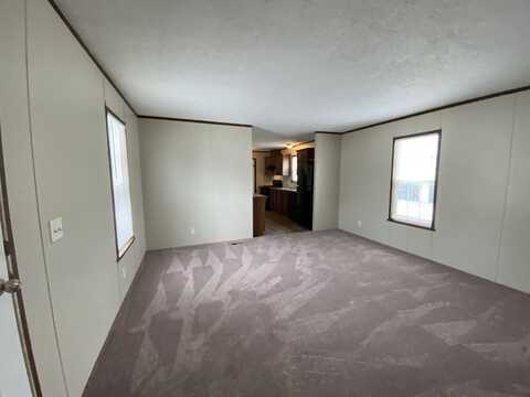 734 Cour Ville, Warren, MI 48091