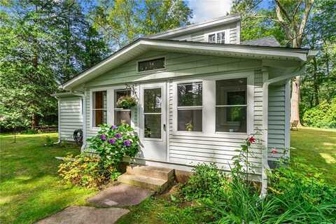 2002 Kingstown Road, South Kingstown, RI 02879