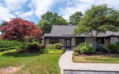 19 Martingale Lane, Narragansett, RI 02882