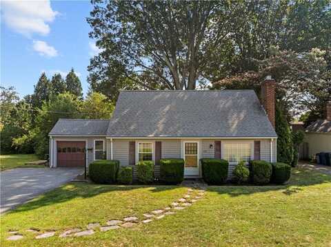 86 Bretton Woods Drive, Cranston, RI 02920
