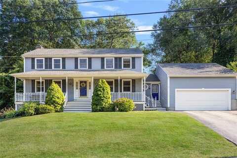 7 Crestwood Lane, Lincoln, RI 02865