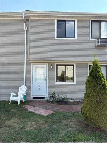 66 Girard Avenue, Newport, RI 02840