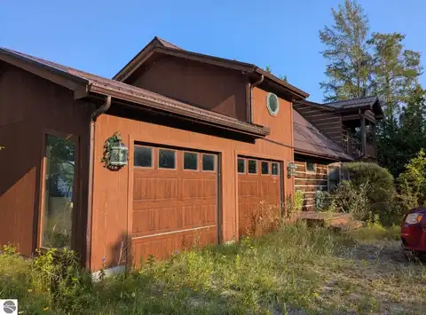 7414 #5 N US-23, Oscoda, MI 48750