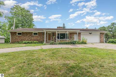 426 College Place, Saint Louis, MI 48880