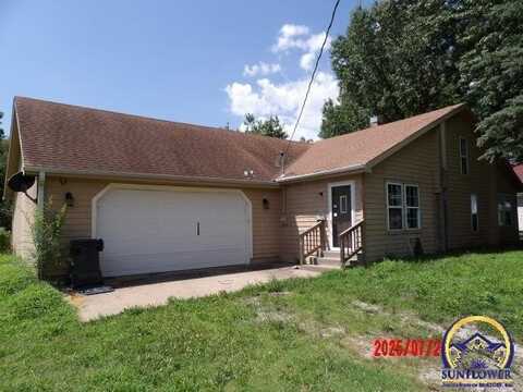 425 W Seward AVE, Burlingame, KS 66413