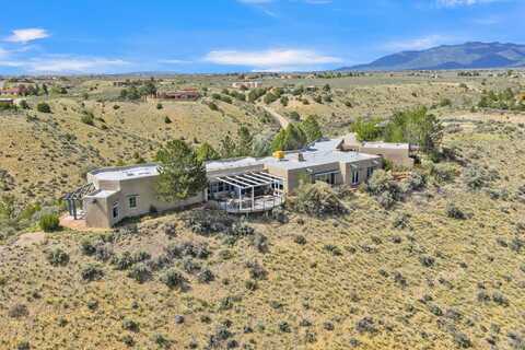 72 Nighthawk Trail, El Prado, NM 87529