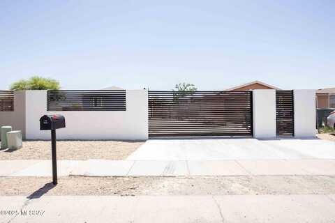735 W Lightstar Circle, Tucson, AZ 85756