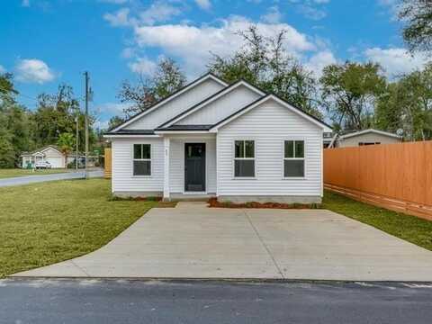 76 Merwyn Drive, Crawfordville, FL 32327
