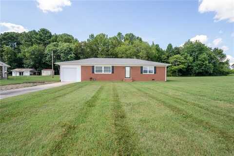 174 West Avenue, Lexington, NC 27295